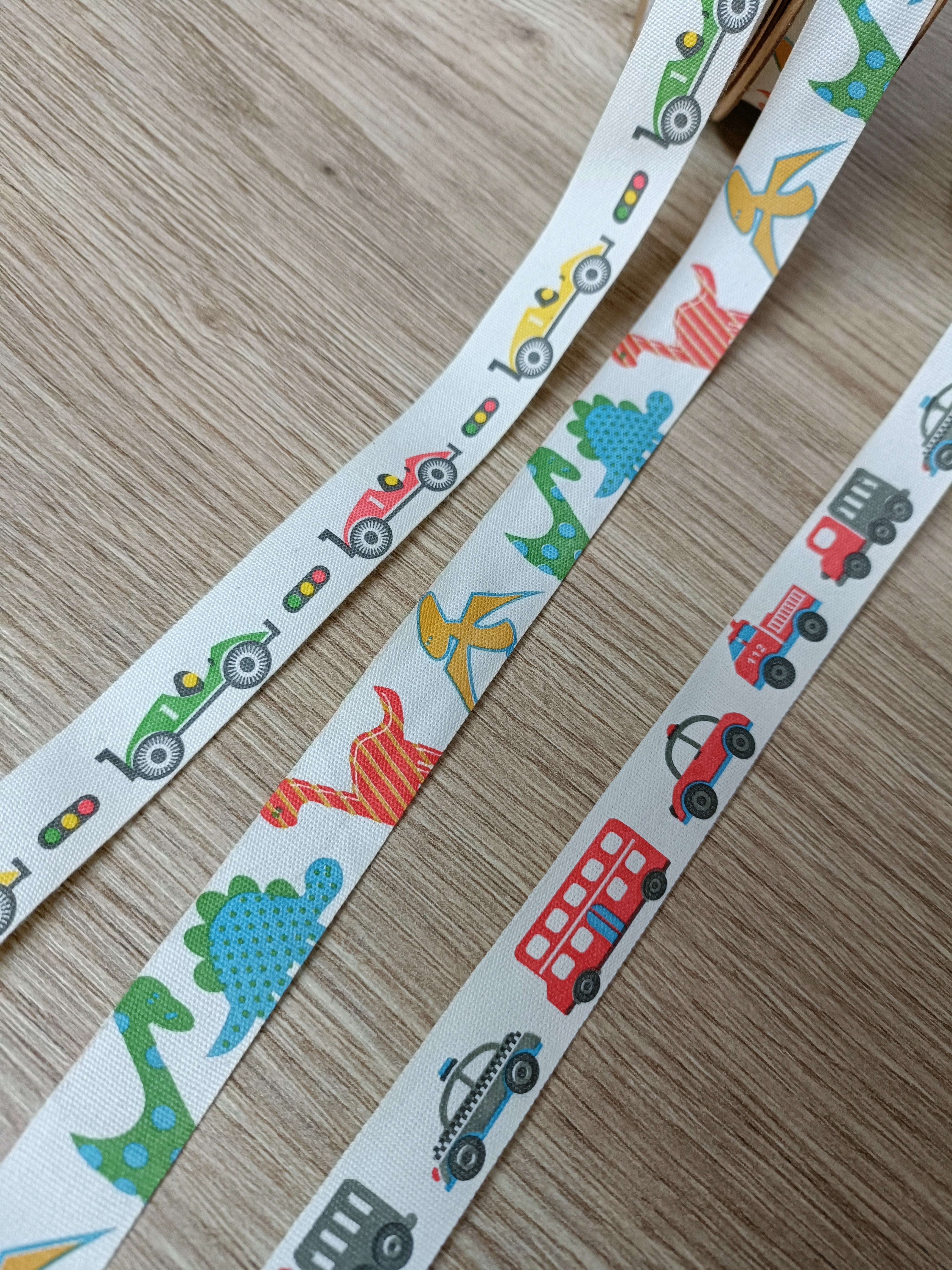 Childrens-design ribbon