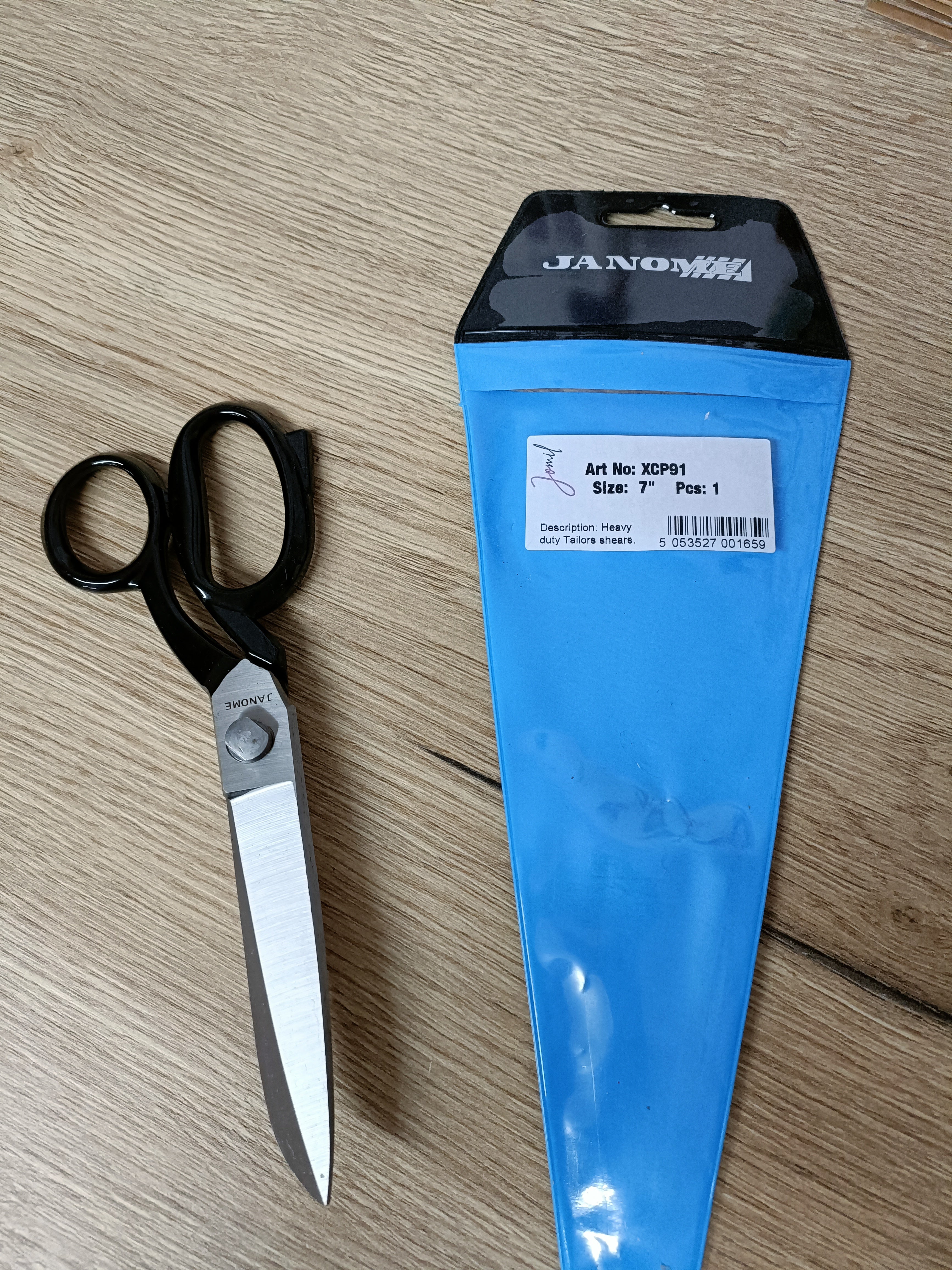 Small dress-making scissors